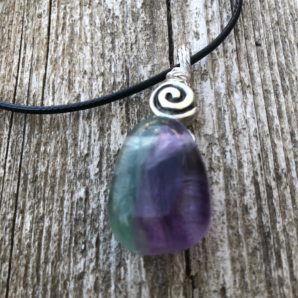 Fluorite is antiviral and so much more! - Picture 2 of 3